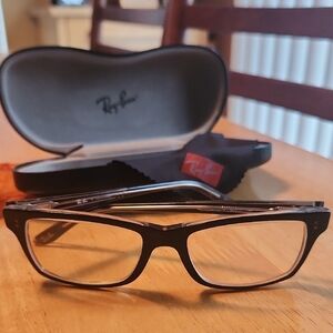 Ray-Ban Black Frames